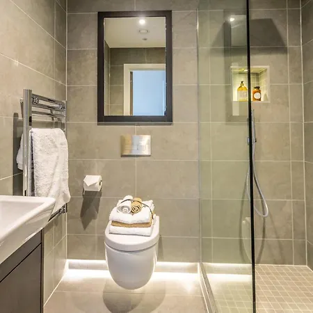 The Penthouse @ Ryedale House Apartman *